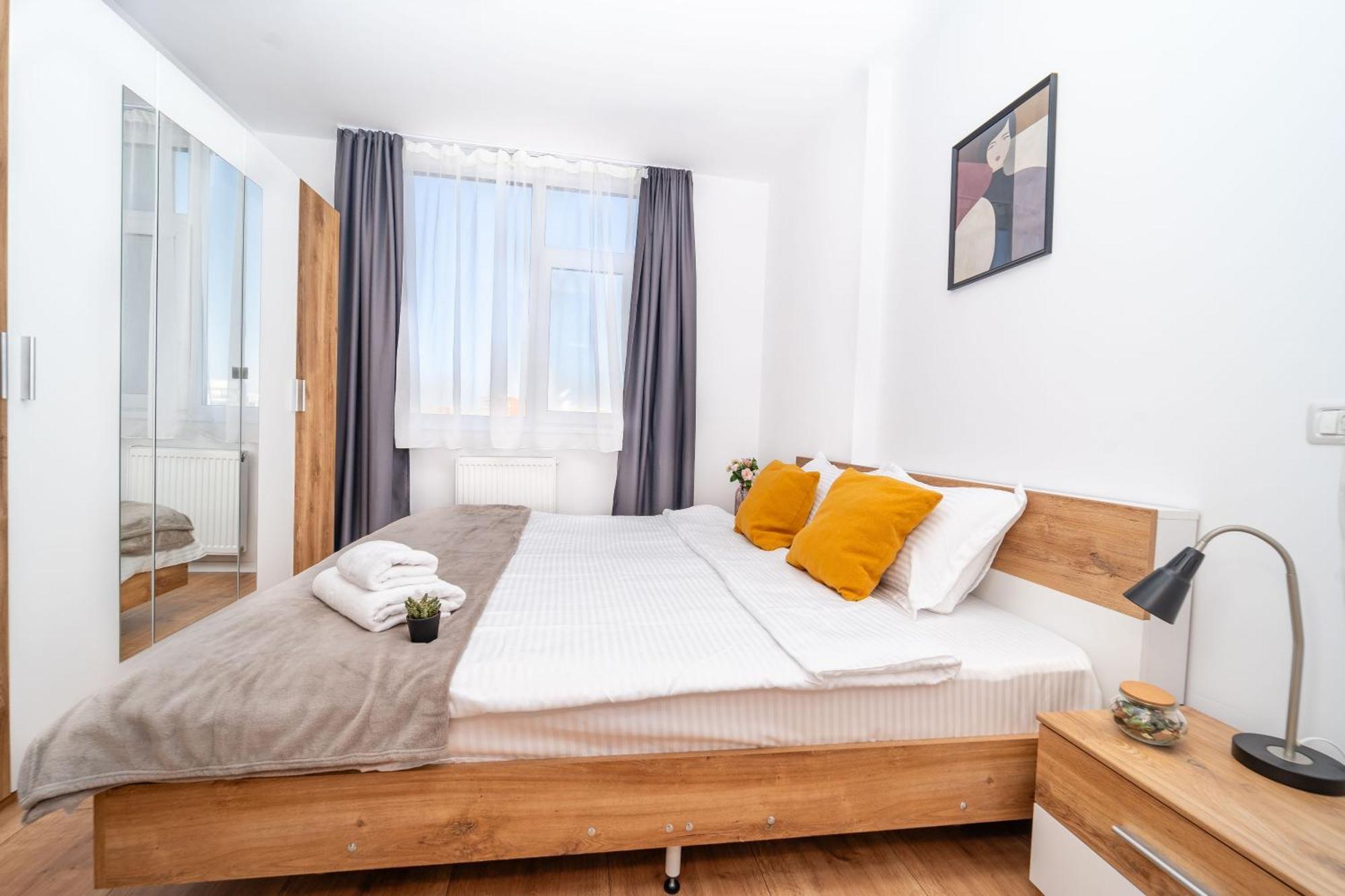 Modern Apollus Avenue - By Openhouse Apartments ティミショアラ エクステリア 写真